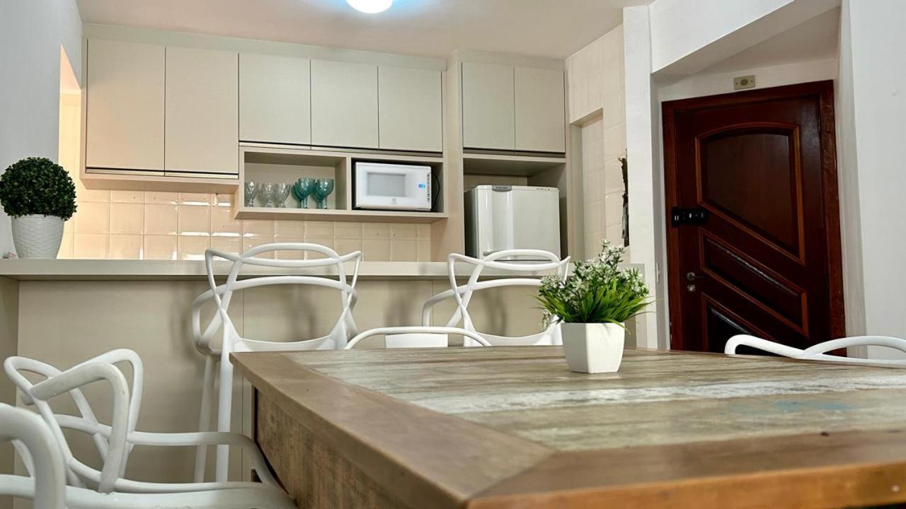 Bombas/ Bombinhas, A 50M Do Mar, Apartamento 2 Quartos, Com Churrasqueira Na Sacada, Ar E Wi-Fi 외부 사진